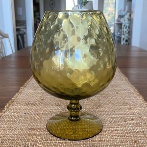 Vintage Italian Glass Pedestal Vase. Excellent vintage condition with no flaws.